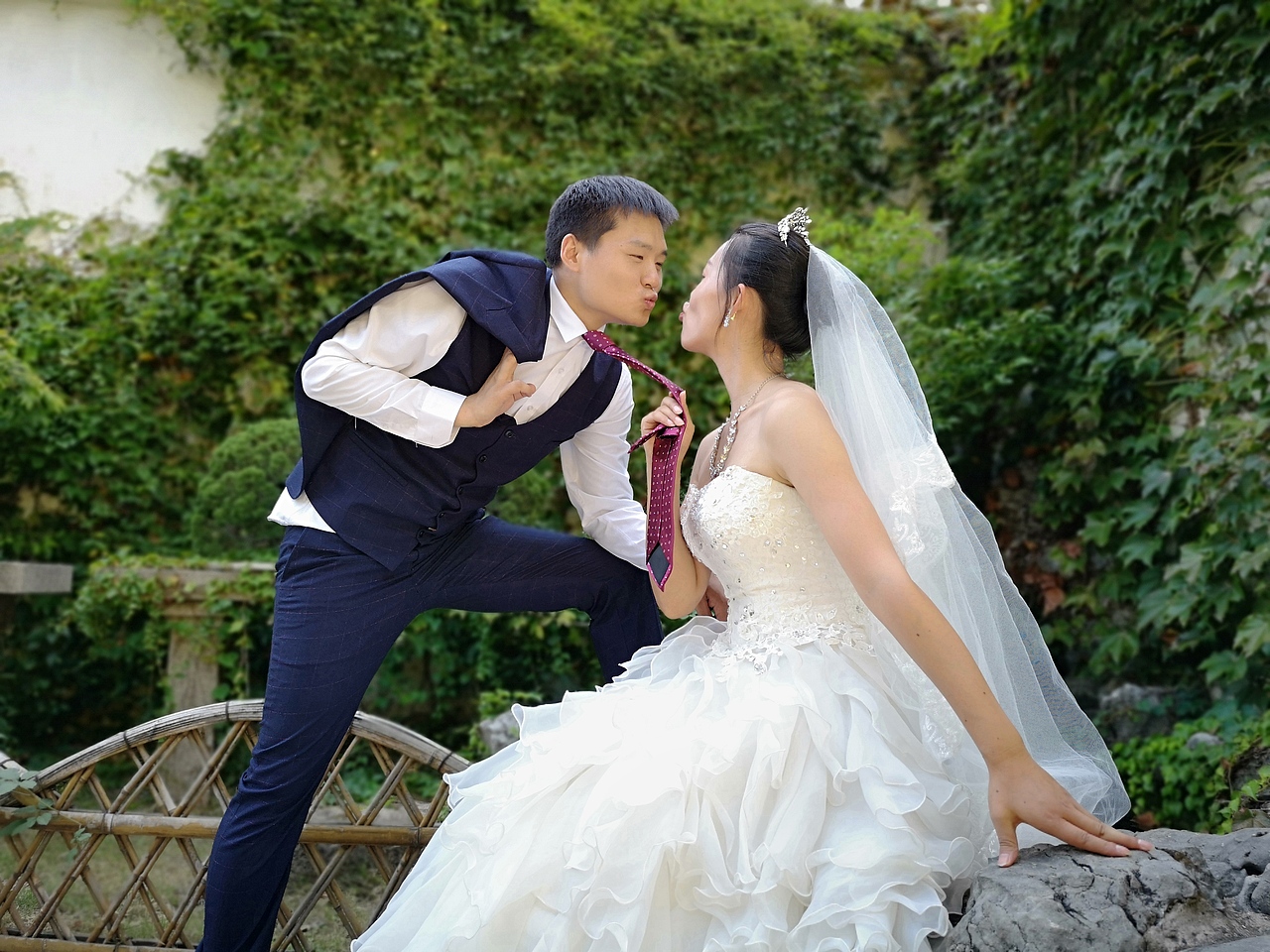 楠楠细语 伟伟道来（爱情甜蜜记之婚纱照来一波嘻嘻~）（图ZMTI5ODgzNDYw） - 人像摄影 - 站酷设计师小丁当原创素材 - 站酷ZCOOL