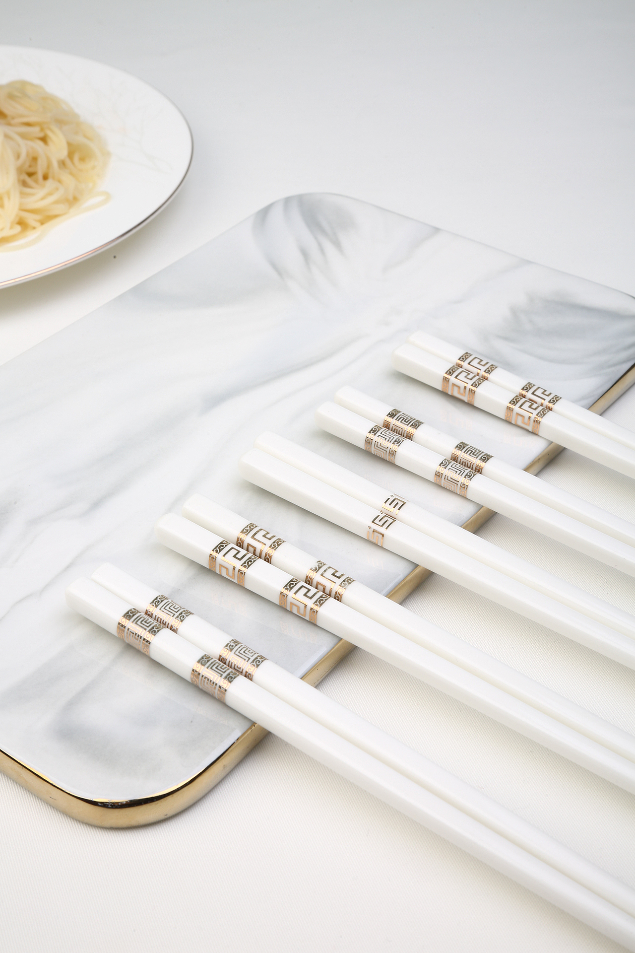 陶瓷马克杯陶瓷锅陶瓷盘子陶瓷餐具生活用品产品拍摄