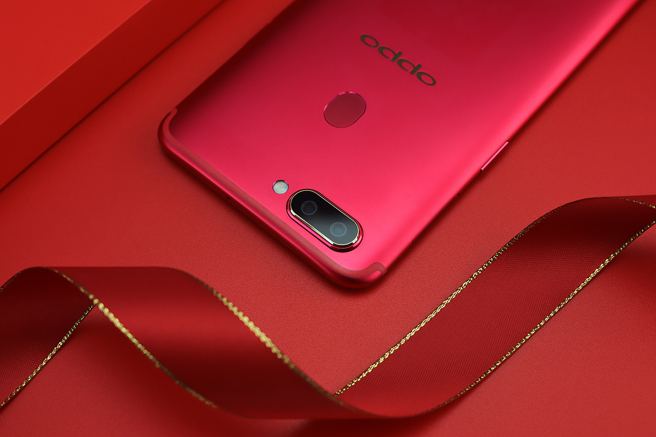 OPPO R11s星幕新年版：更好的新年礼物！（图ZMTAwNDI2MjA4） - 电子产品 - 站酷设计师数码视界原创素材 - 站酷ZCOOL