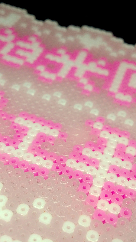 这里选择两种助烫纸,完全是为了给大家示范,平时大家制作的时候可以根据自己的喜好。下面的是哑光的效果。