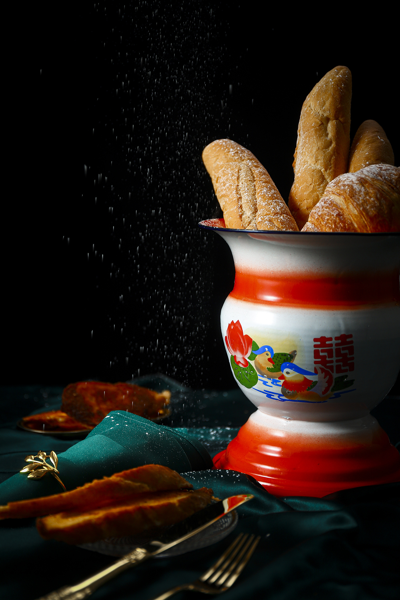 亚马逊拍摄-痰盂 - 原创作品 - 站酷(zcool)