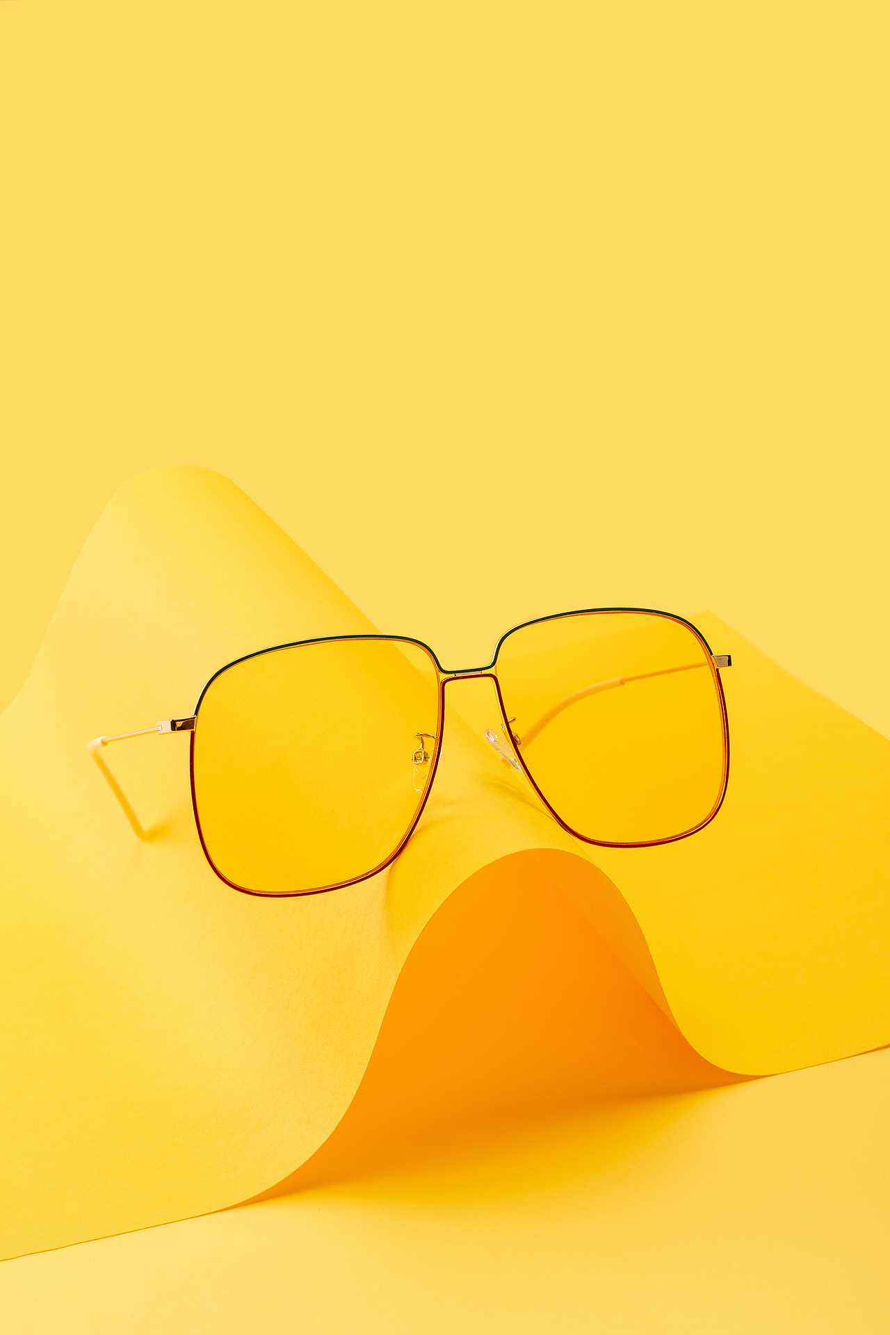 墨镜 太阳镜（图ZMjAyNjQ2MDI0） - 产品摄影 - 站酷设计师摄影师Amphe原创素材 - 站酷ZCOOL