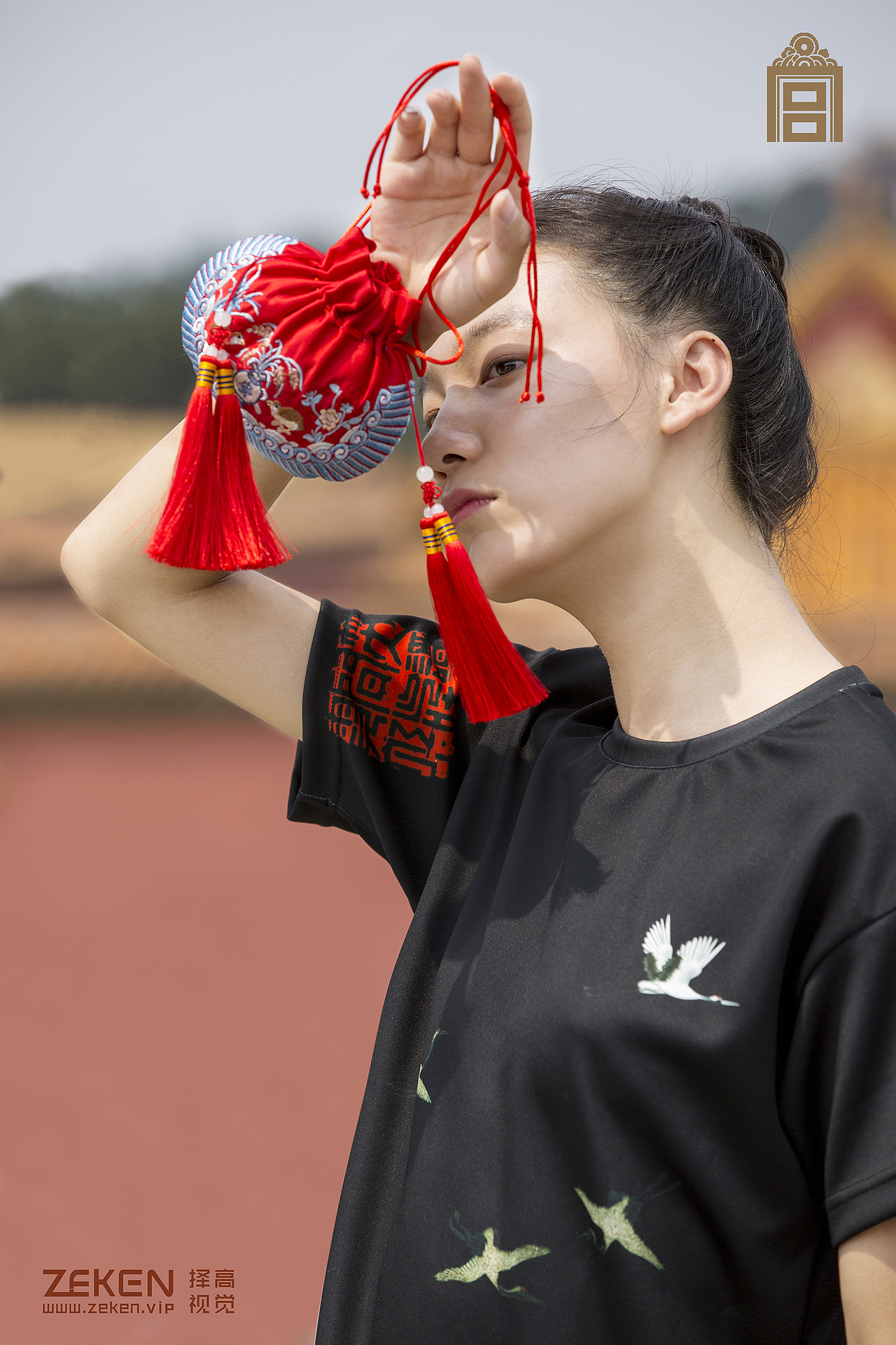 故宫x潮品背包（图ZMjc4MzQ2ODcy） - 人像摄影 - 站酷设计师择高摄影原创素材 - 站酷ZCOOL