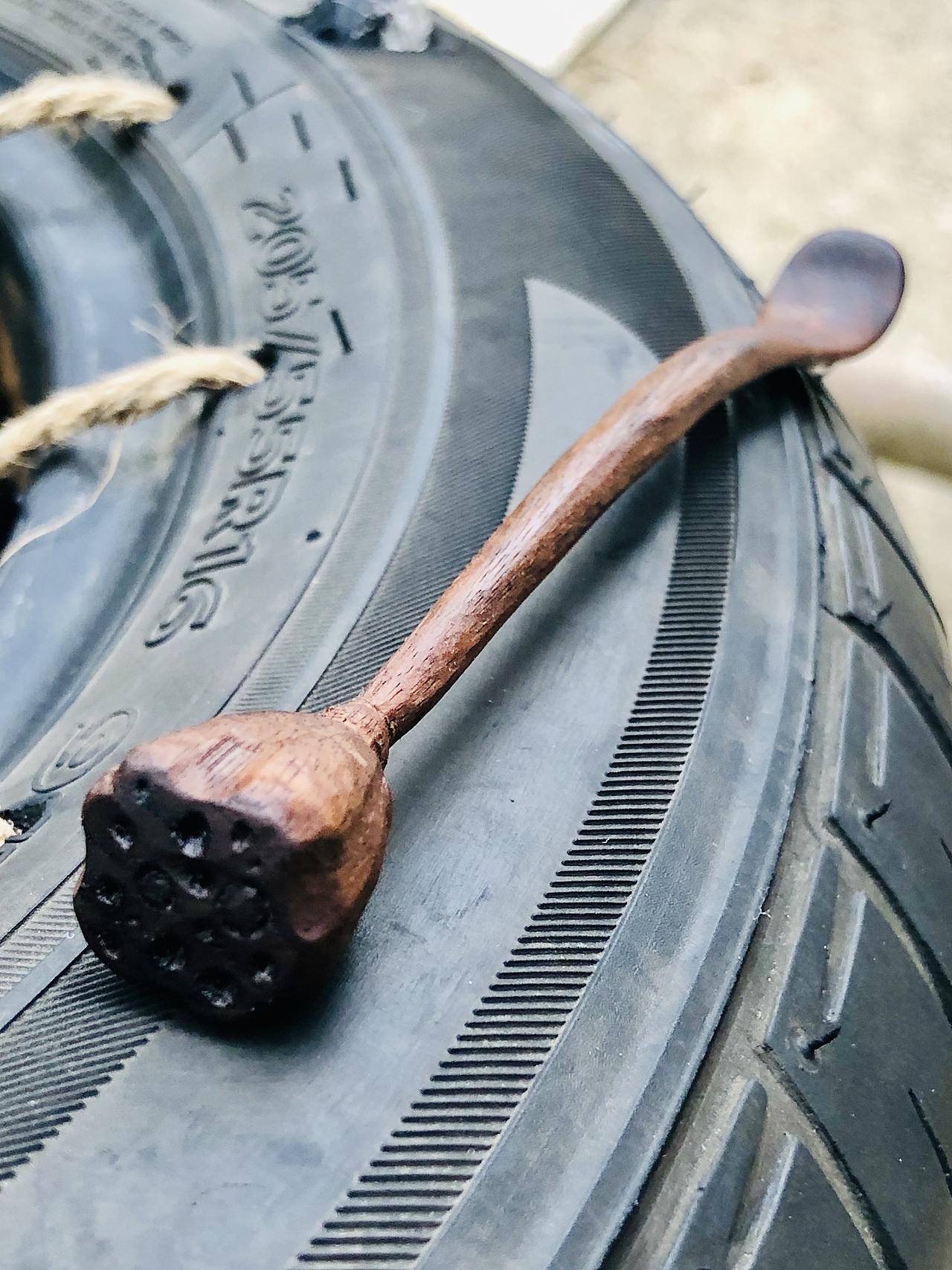 纯手工黑胡桃木茶具-荷风茶拨