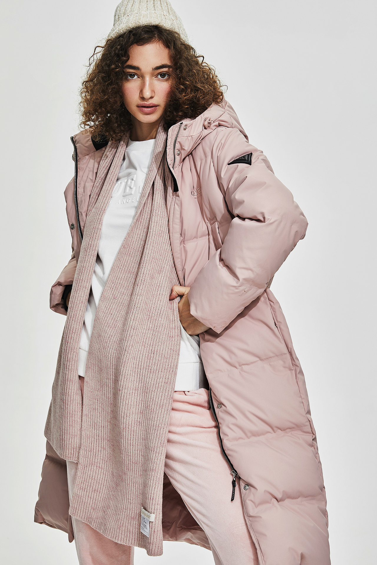 GUESS · 19 A/W LOOKBOOK（图ZMjI2MzM2Nzcy） - 人像摄影 - 站酷设计师欢迎来到沙之家原创素材 - 站酷ZCOOL