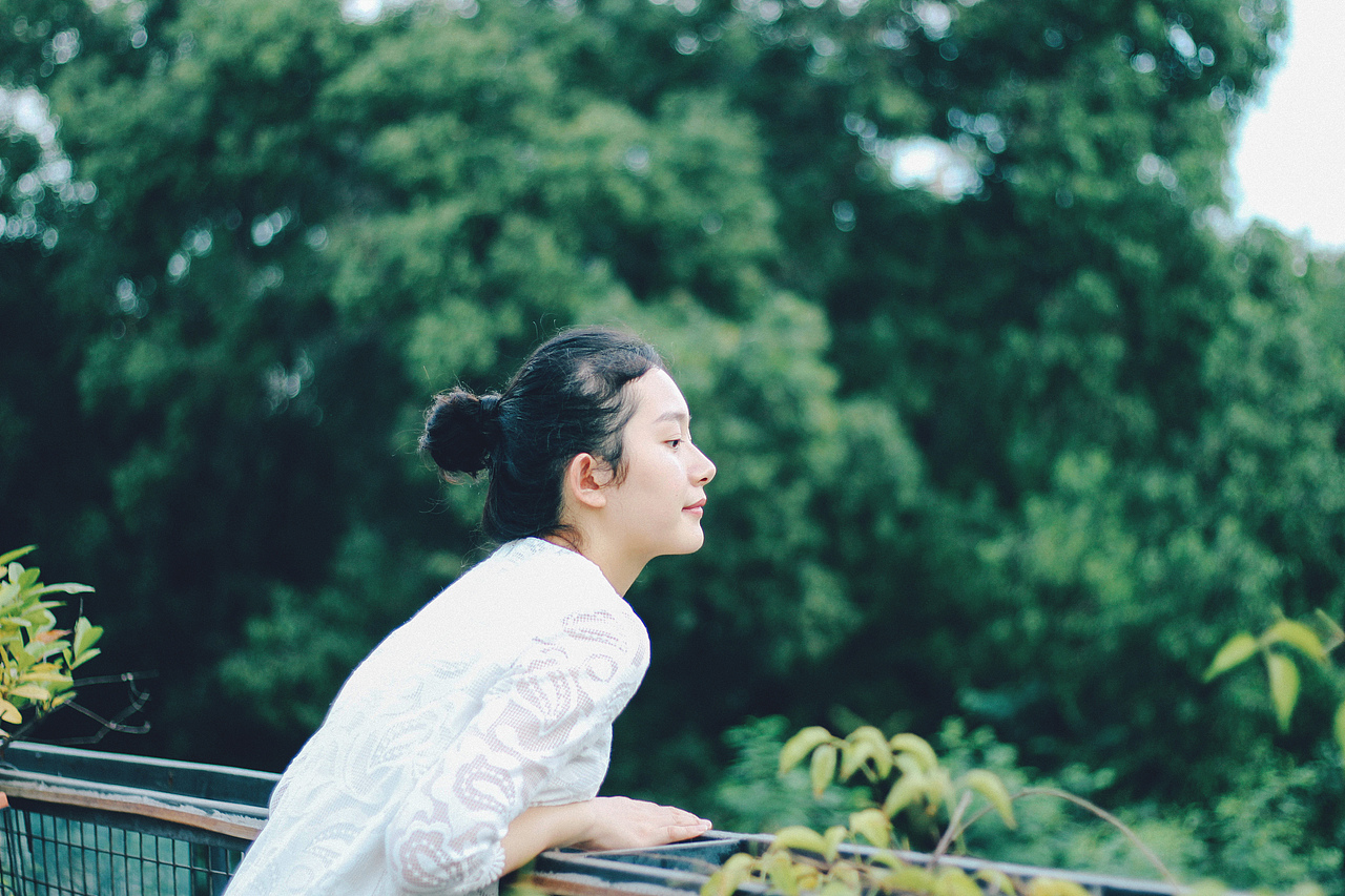 流連（图ZMzcxNzkxODA=） - 人像摄影 - 站酷设计师拉沙原创素材 - 站酷ZCOOL