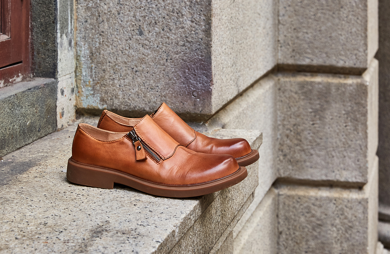 室外男鞋拍摄案例