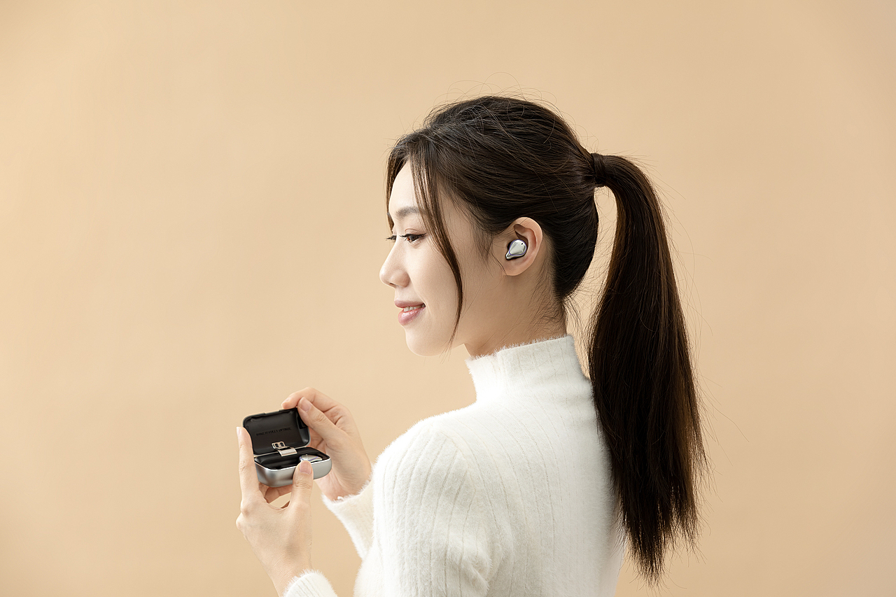 品牌案例丨LEANTS SPECIAL 乐蚁 TWS蓝牙耳机（图ZMjM0OTAzNjUy） - 产品摄影 - 站酷设计师白底图原创素材 - 站酷ZCOOL