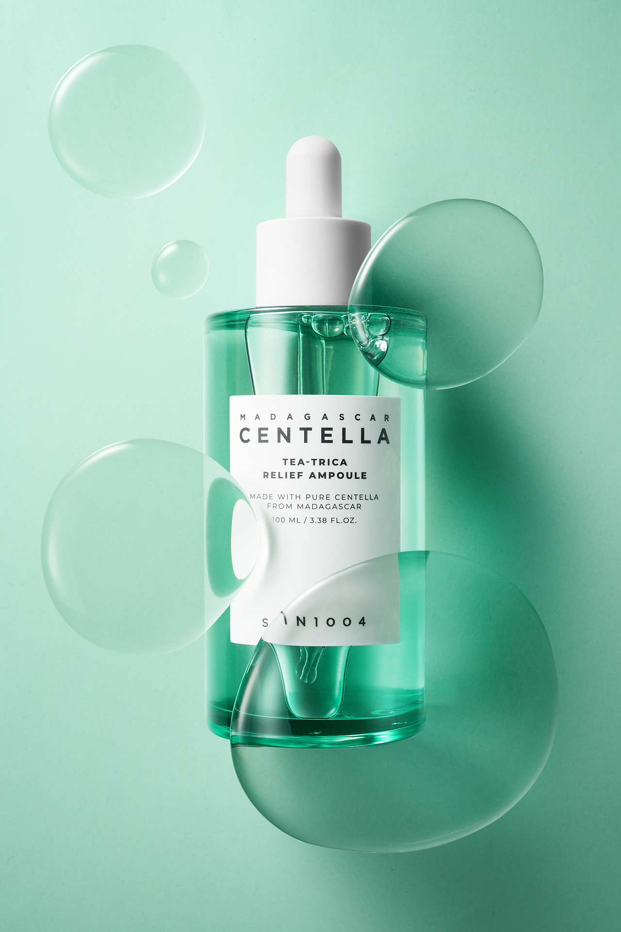 CENTELLA茶树精华创意拍摄（图ZMzIwMjA4NjQw） - 产品摄影 - 站酷设计师EVDLSTUDIO原创素材 - 站酷ZCOOL