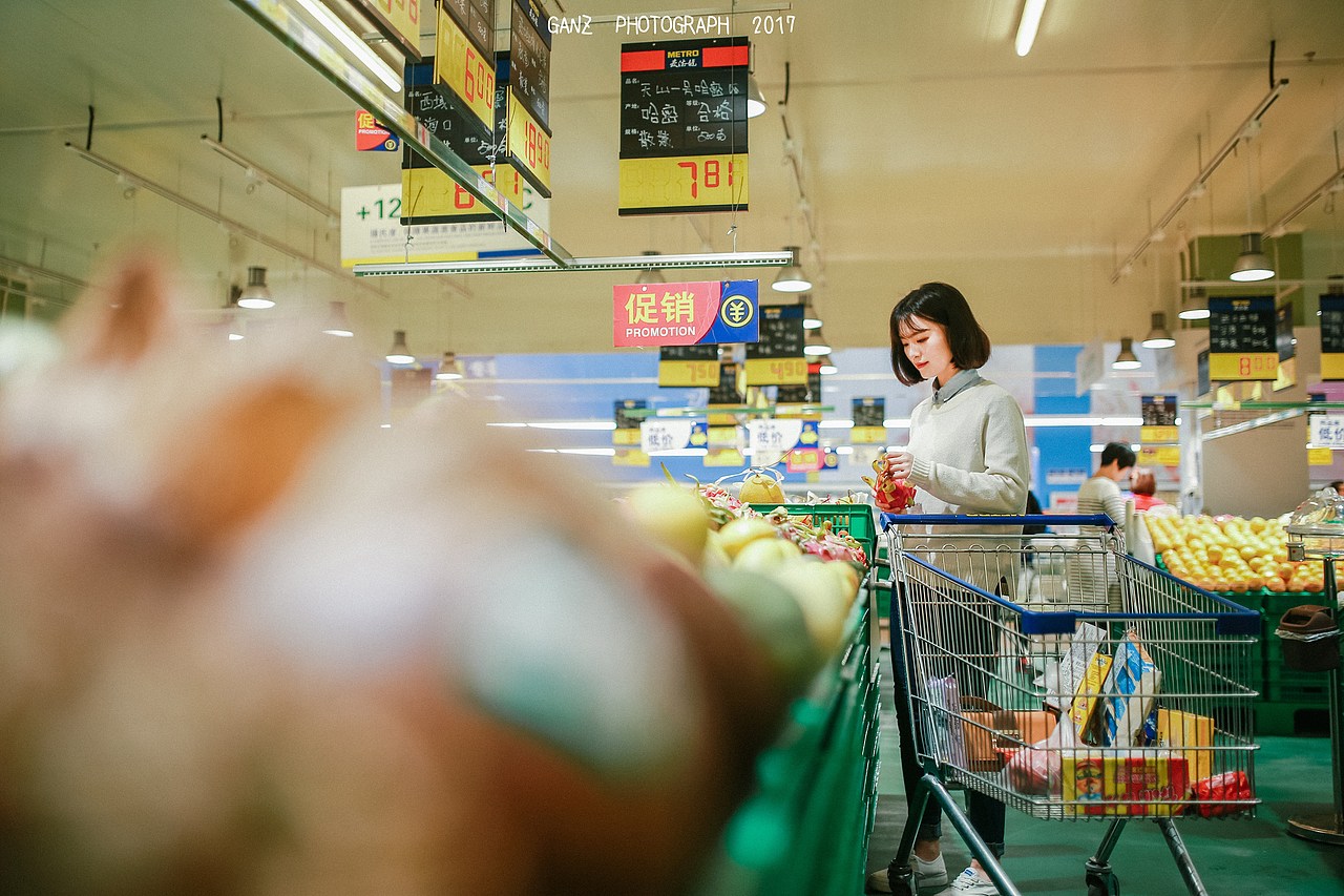 《超市日记》（图ZNzQ0NDc5NDQ=） - 人像摄影 - 站酷设计师甘蔗Ganz原创素材 - 站酷ZCOOL