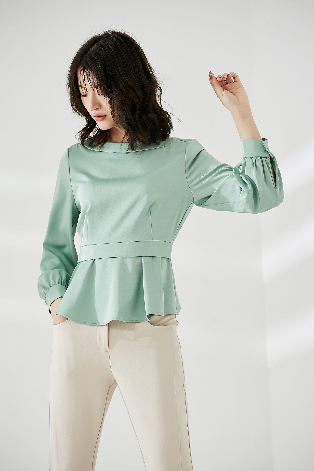 冷艳气质中模女装拍摄（图ZMTYyNDc3MjAw） - 时尚/艺术摄影 - 站酷设计师尖峰摄影原创素材 - 站酷ZCOOL