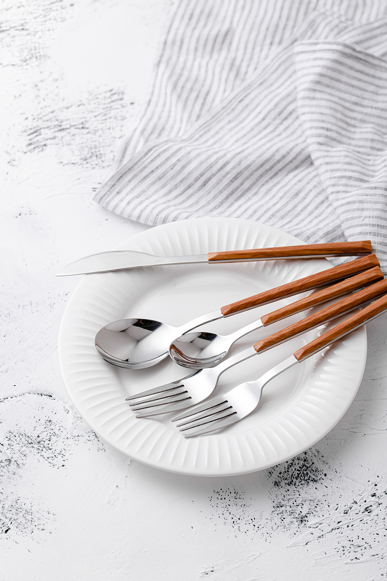 北欧风刀叉勺套装（图ZMjA2NzY0OTQ0） - 产品摄影 - 站酷设计师muxn原创素材 - 站酷ZCOOL