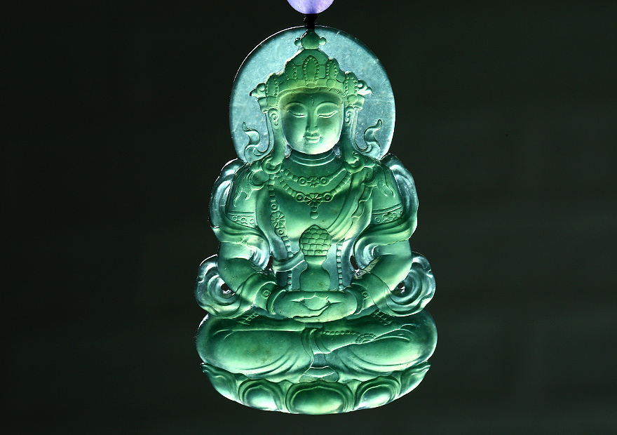 高端翡翠 锐光大师作品——满绿渡母观音