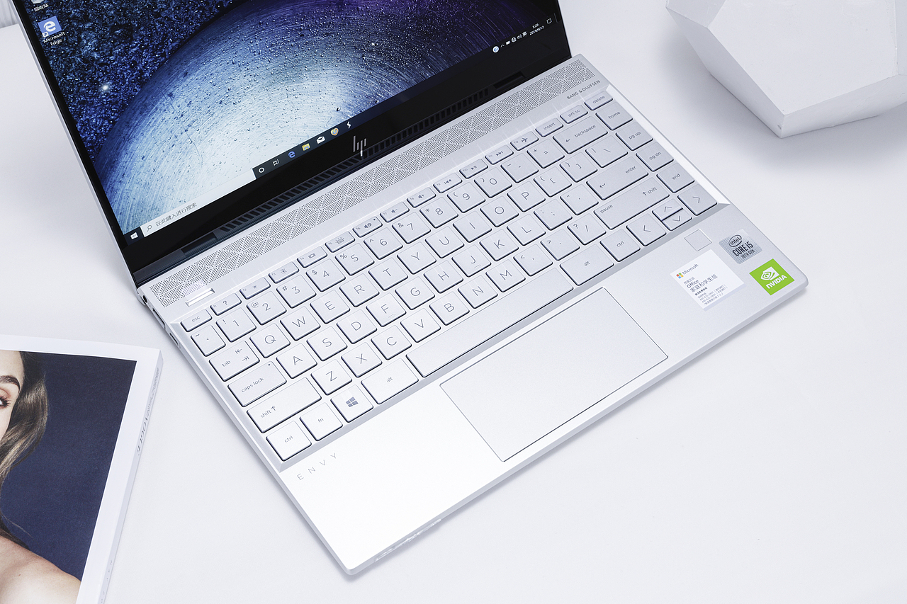 惠普HP ENVY 13 轻薄本 笔记本（图ZMTc4NTQ5NDY0） - 产品摄影 - 站酷设计师会拍照的贝斯手原创素材 - 站酷ZCOOL