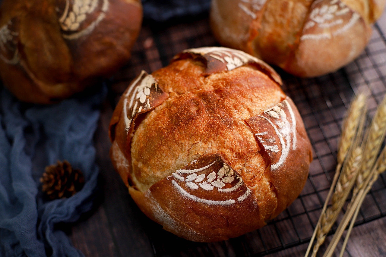 【天然酵香草莓软欧 | 烘焙 | 艾朵堡 | 壁纸 】