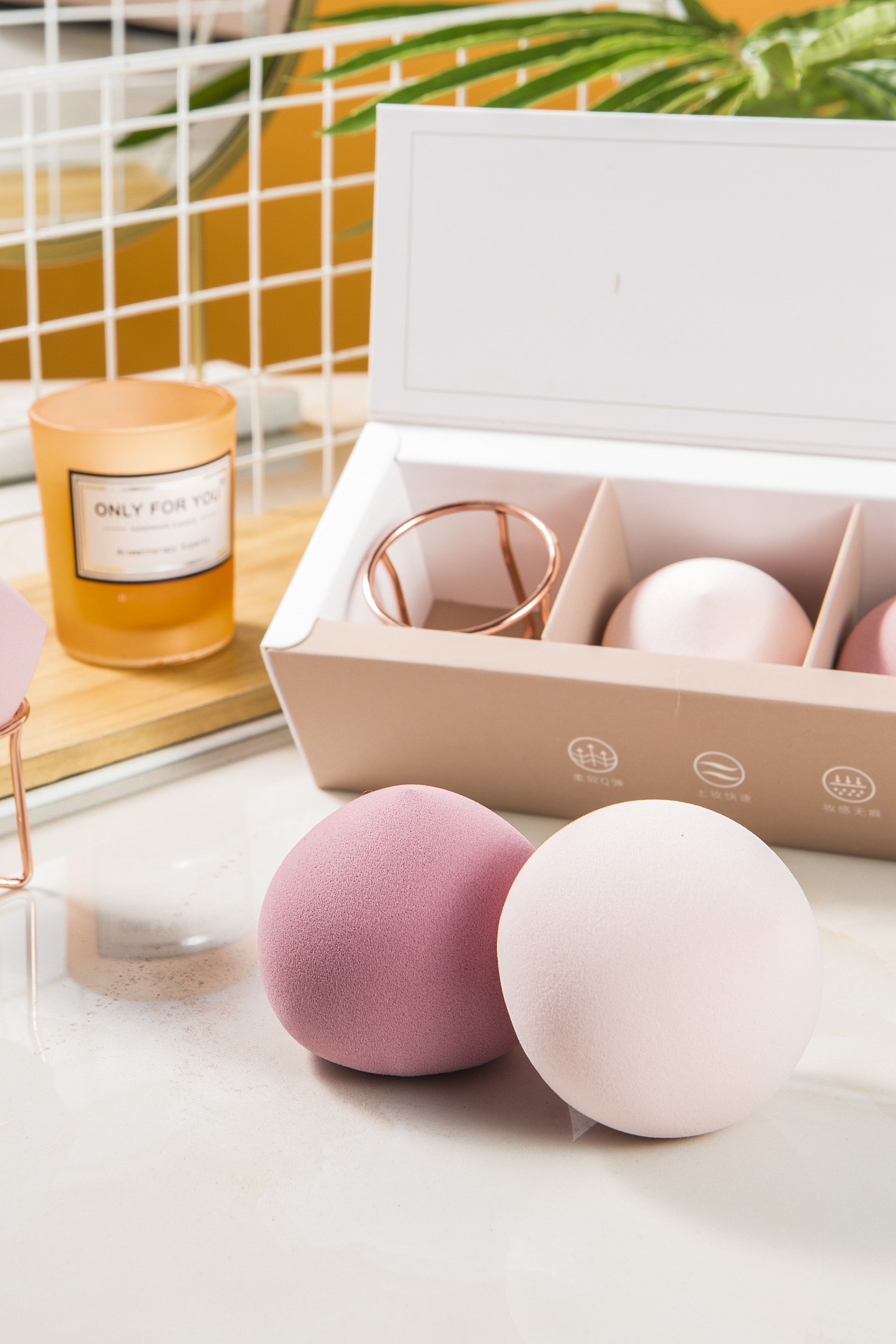 水蜜桃美妆蛋包装设计