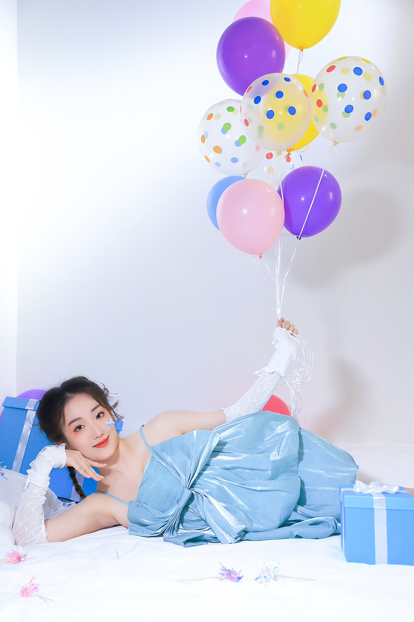 告白气球 少女写真