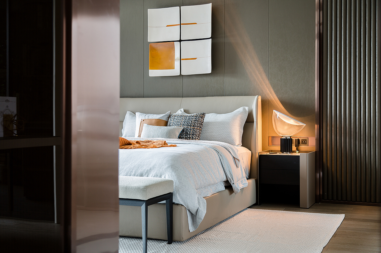 老鹰空间设计 ▏港式轻奢风，320平大平层室内设计（图ZMjE3NTgzNTU2） - 家装设计 - 站酷设计师老鹰空间设计原创素材 - 站酷ZCOOL