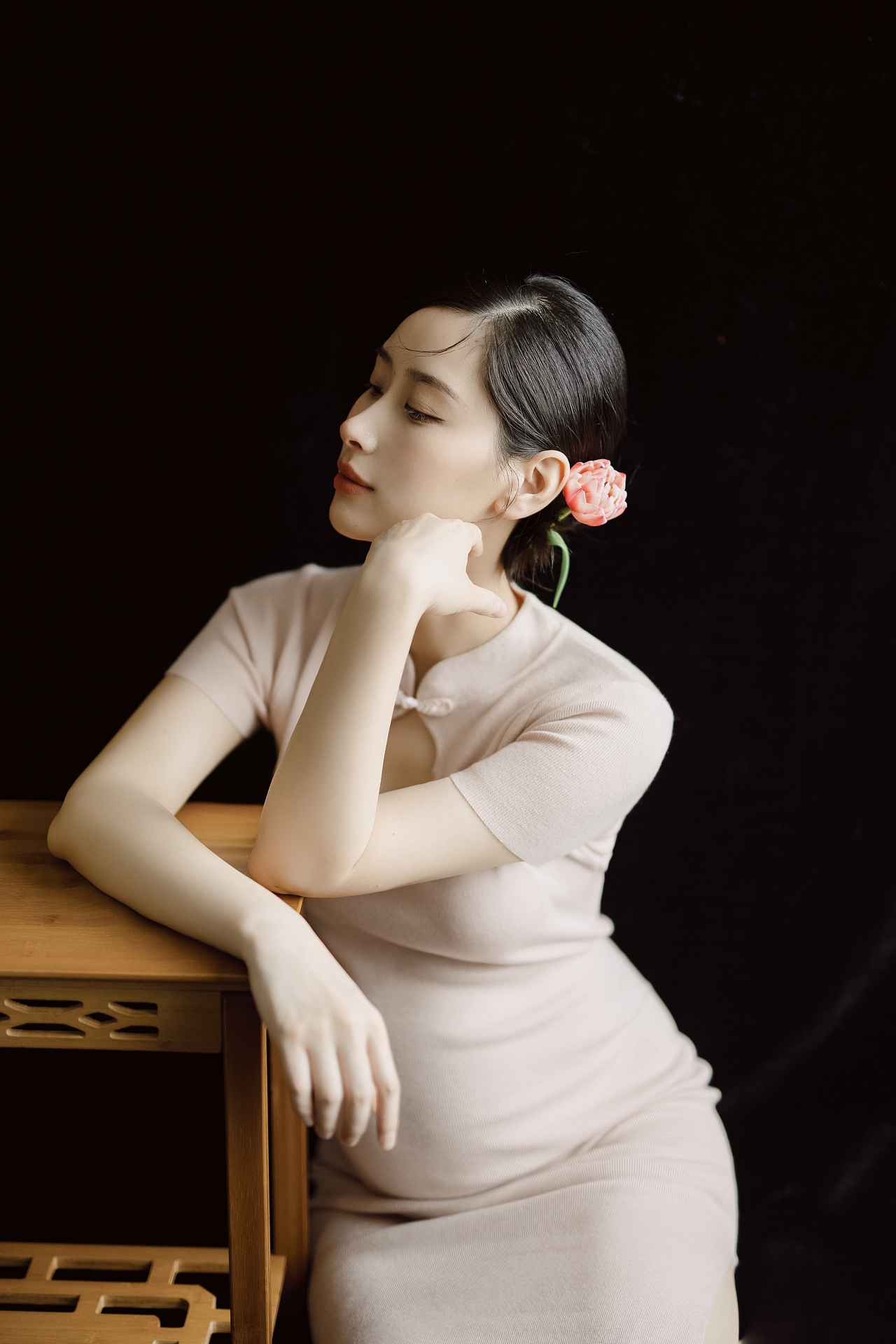 悠然春日（图ZMzMzNzkxMjgw） - 人像摄影 - 站酷设计师挚雅Chara原创素材 - 站酷ZCOOL