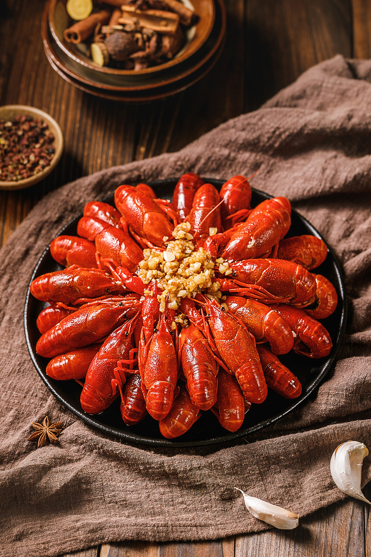 蒜蓉小龙虾（图ZMjA3ODY2Mzc2） - 产品摄影 - 站酷设计师烟台美食摄影师酋原创素材 - 站酷ZCOOL