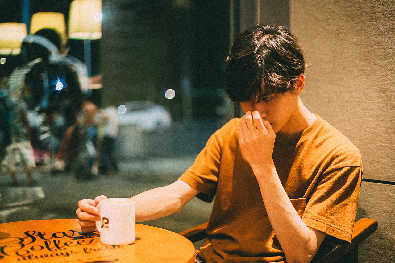 在西西弗书店看一整晚书