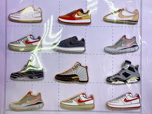 五金--徽章工艺流程