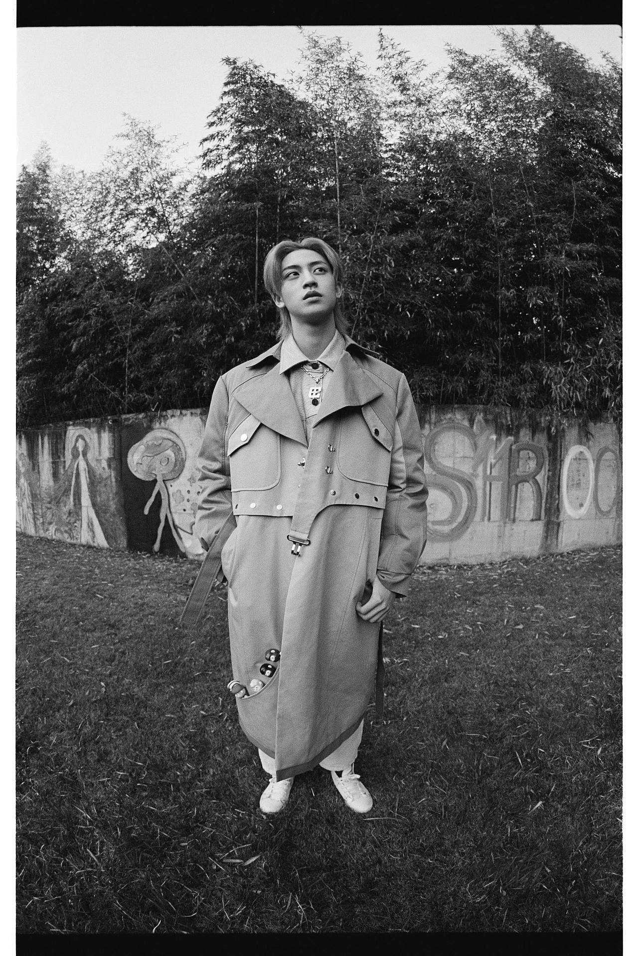 《AIOT》内页刊拍摄（图ZMjkxNDQ4Mjc2） - 人像摄影 - 站酷设计师NOSeriousOffice原创素材 - 站酷ZCOOL