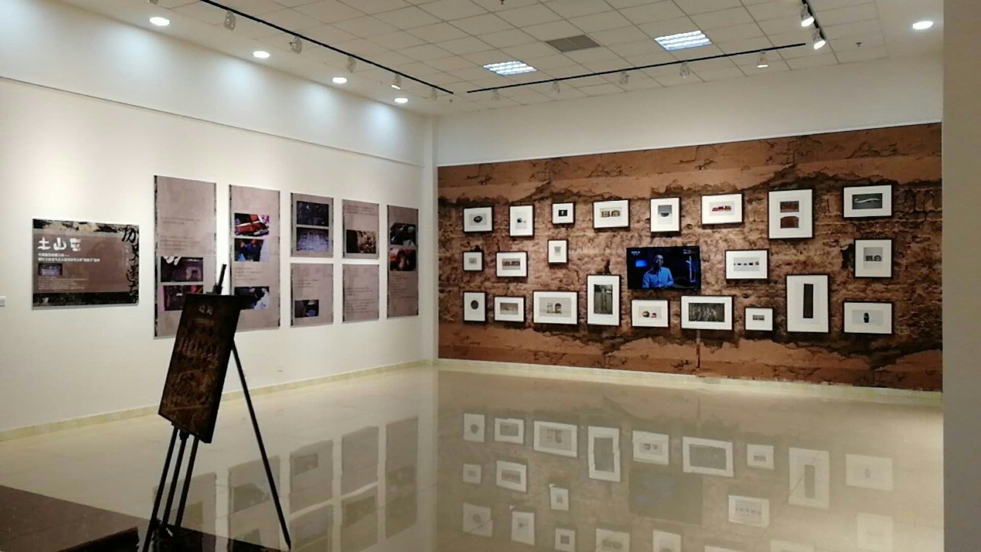 为当地旅游节展厅设计制作的一系列历史文化展板