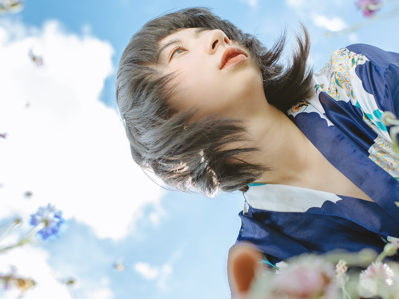 花店不开了，花继续开（图ZMjYwNDM2MDcy） - 人像摄影 - 站酷设计师深小森原创素材 - 站酷ZCOOL