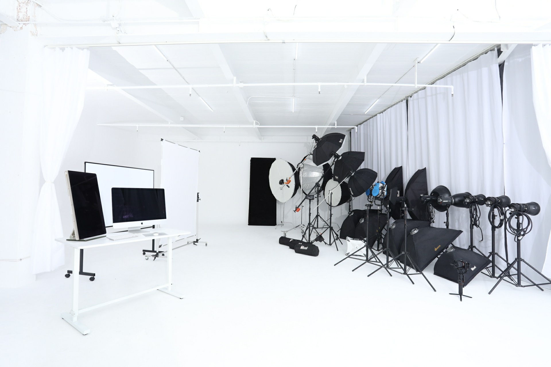 热蔻视觉的个人主页（背景预览） - 主页背景设置 - 站酷设计师热蔻视觉原创素材 - 站酷ZCOOL