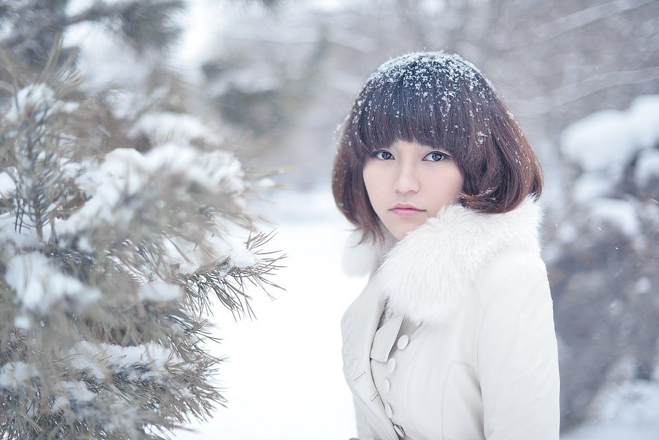 忽然下的一场雪（图ZMTYzNjAyODQ=） - 人像摄影 - 站酷设计师ugly_cat原创素材 - 站酷ZCOOL