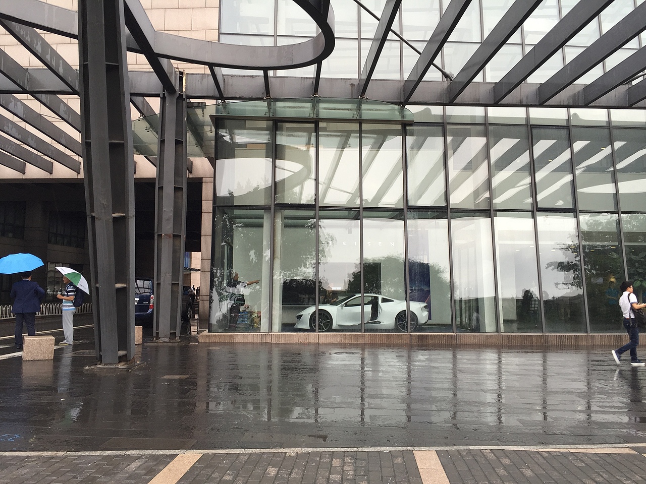 5个本科生，60天，1辆电动超跑，从设计到制作，清华人重新定义了毕业设计！（图ZNTE2MjUzNjg=） - 交通工具 - 站酷设计师张展品牌设计原创素材 - 站酷ZCOOL