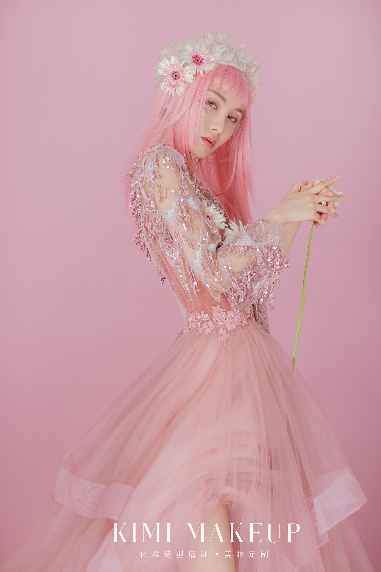 粉色,带来所有的甜美幻想（图ZMTY5MTA3MzA0） - 人像摄影 - 站酷设计师KIMI造型培训原创素材 - 站酷ZCOOL