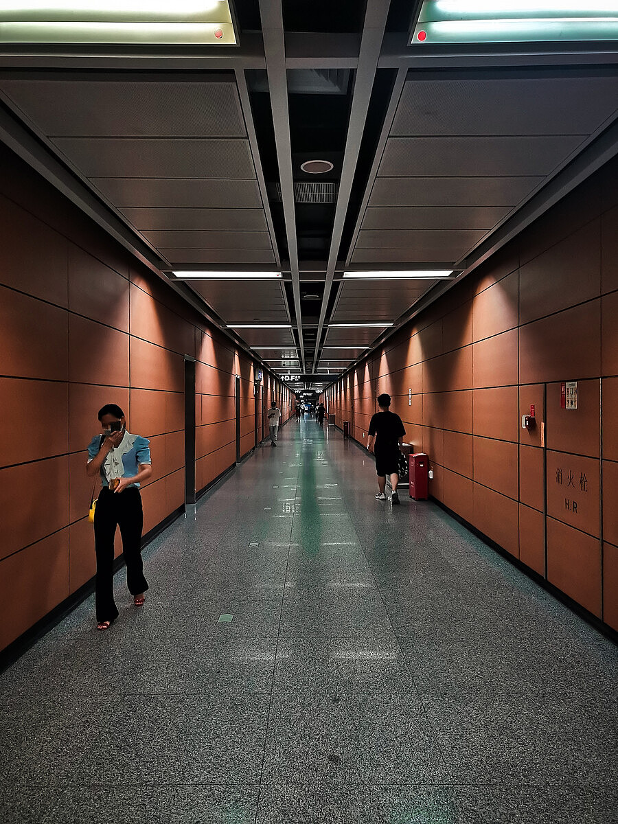 【手机摄影】地铁站,荣耀9x拍摄