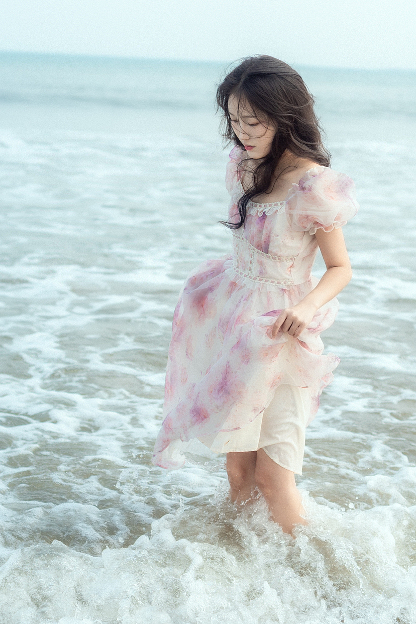 这个夏天结束在海边～（图ZMzE4NDgxMjAw） - 人像摄影 - 站酷设计师青岛摄影师野子原创素材 - 站酷ZCOOL