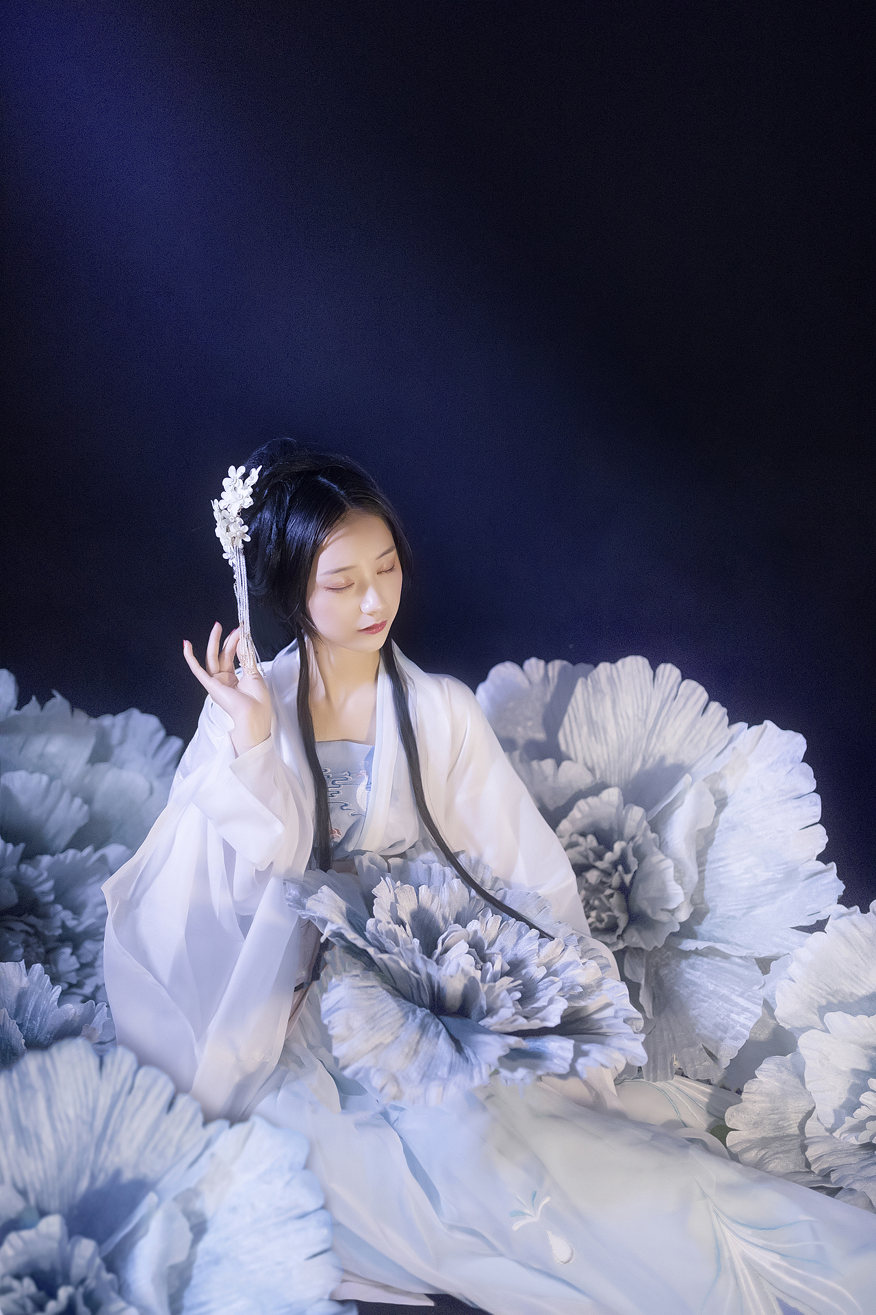 花未期（图ZMTU0MzMxNTU2） - 人像摄影 - 站酷设计师小鹿水原创素材 - 站酷ZCOOL