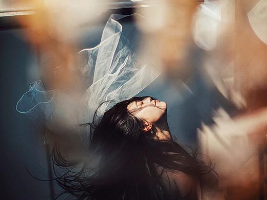 春花、秋月、夏日、冬雪，不及你