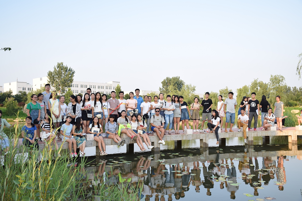 晋绘手绘暑假班学生照片（图ZNjYxMzU1NjQ=） - 人像摄影 - 站酷设计师晋绘手绘原创素材 - 站酷ZCOOL