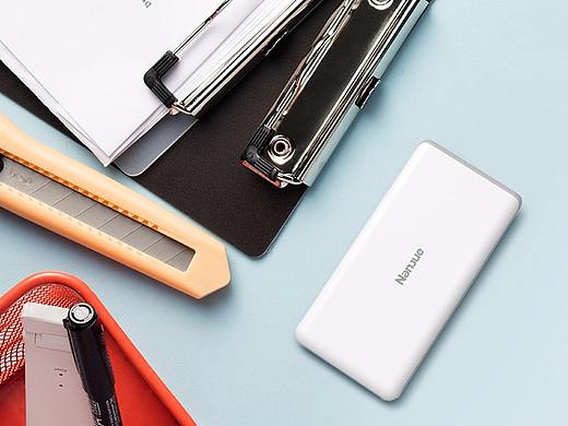 3C数码移动电源