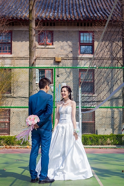 从校园走出的爱情