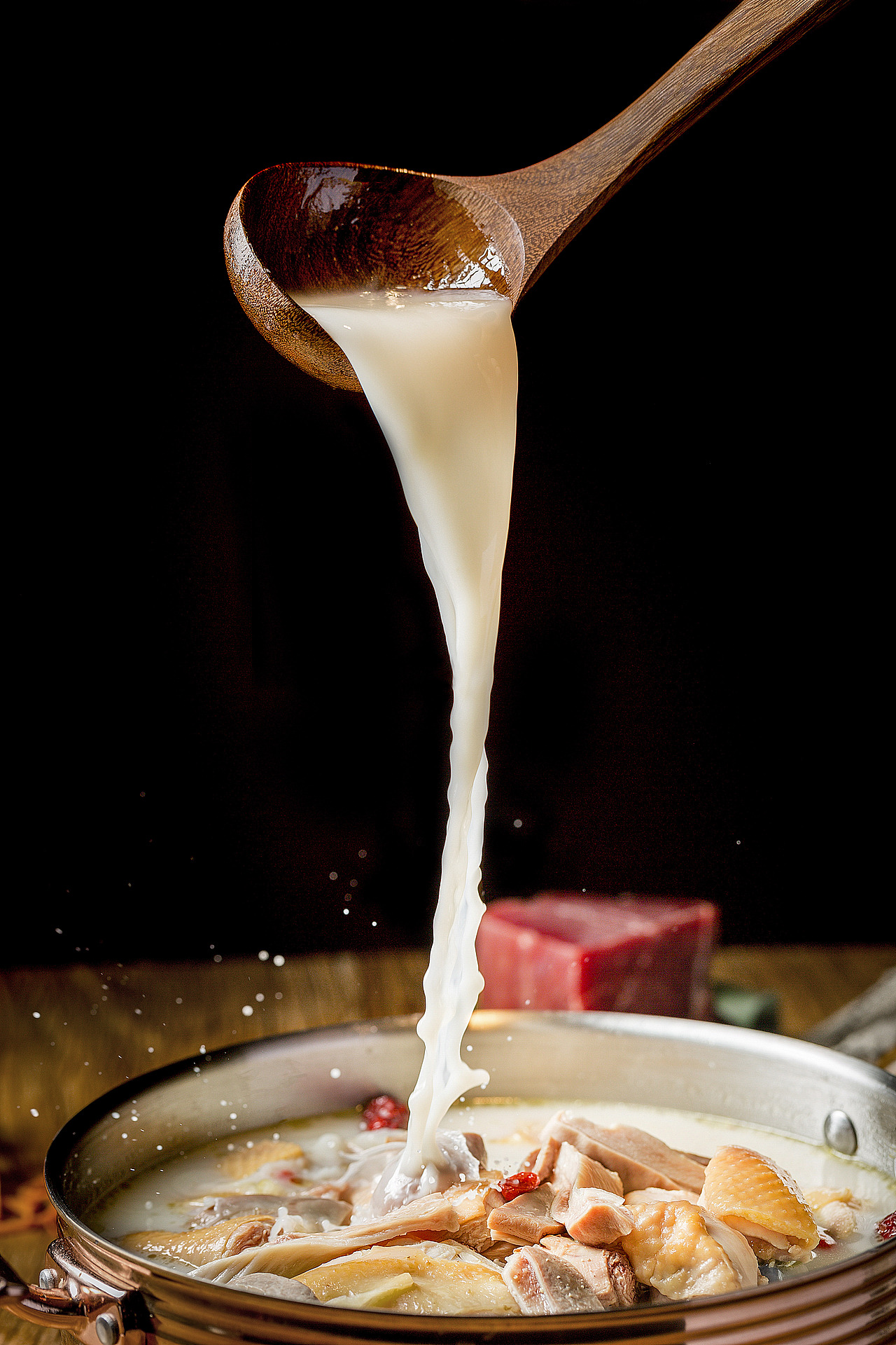 捞海猪肚鸡火锅品牌VI设计（图ZMTgwMzU0NjQ4） - 品牌 - 站酷设计师展开设计原创素材 - 站酷ZCOOL