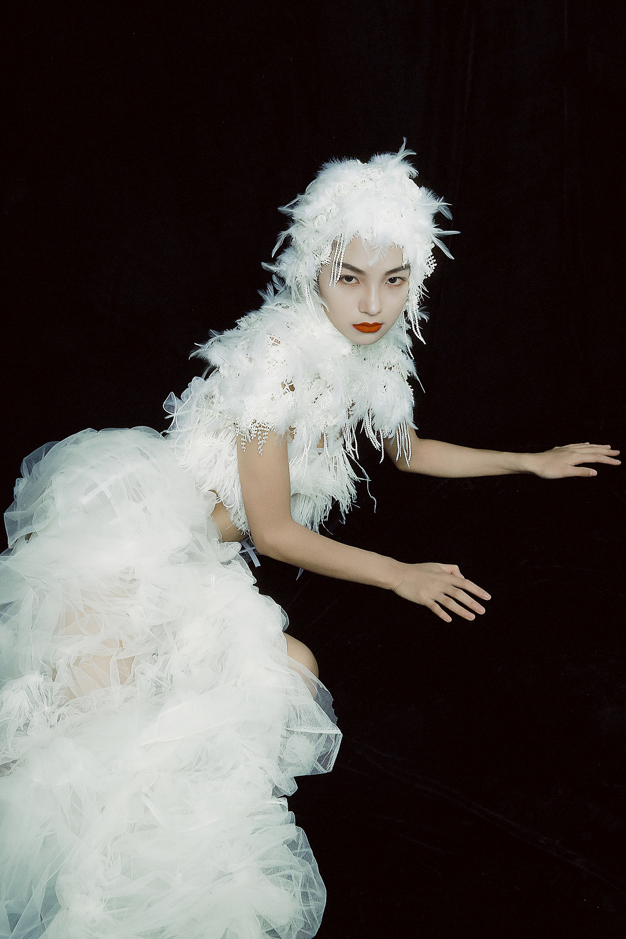 人间枝头,各自沉流