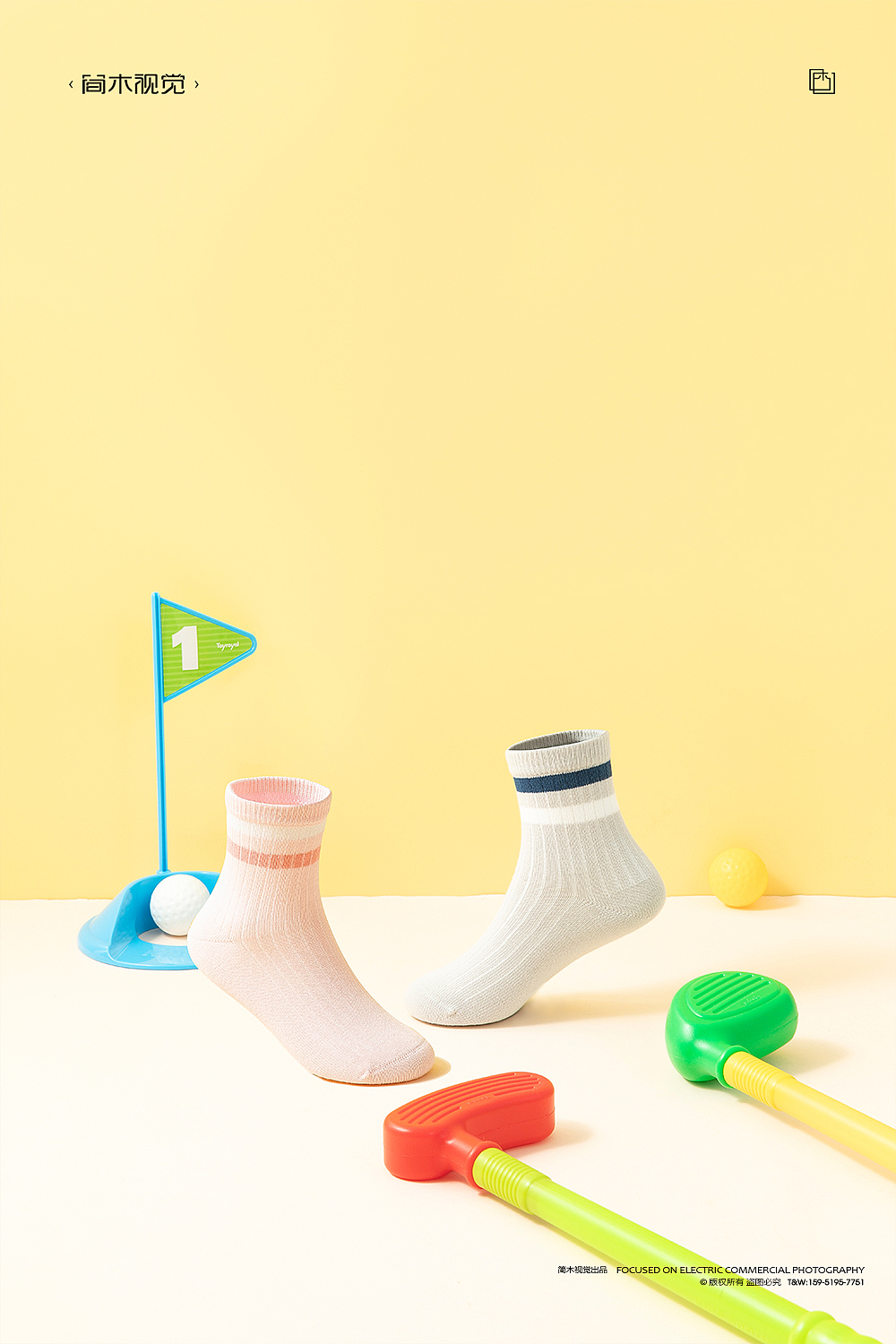 儿童袜子创意摄影丨巴拉巴拉 × 简木视觉童袜打底 拍摄（图ZMjgyOTI0NDk2） - 产品摄影 - 站酷设计师简木视觉原创素材 - 站酷ZCOOL