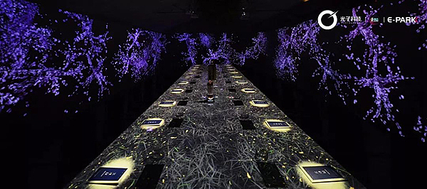 【案例】艺术科技与美食体验空间·水演记光影餐厅