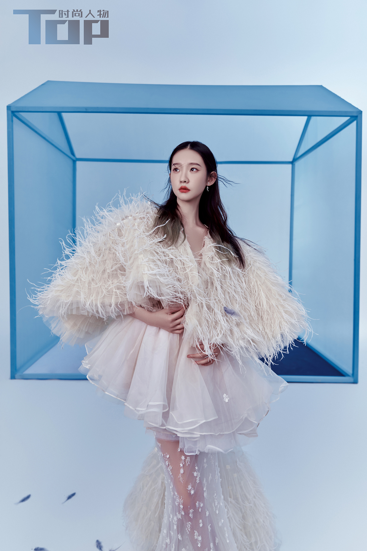 【搭配】tops时尚人物 x 张艺凡