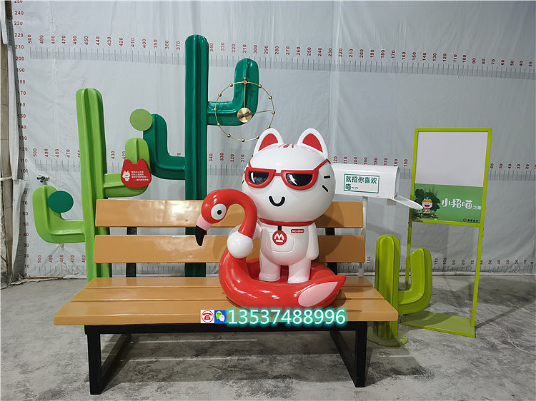 招商银行形象IP公仔玻璃钢纤维招财猫卡通雕塑定制