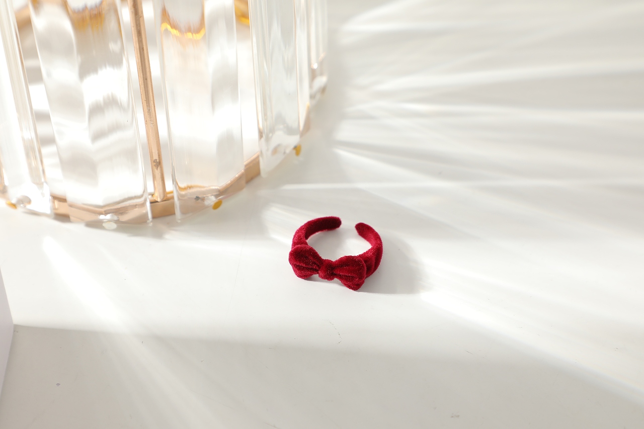 饰品（图ZMzUwNDM2NjI4） - 产品摄影 - 站酷设计师摄影师邓焱原创素材 - 站酷ZCOOL