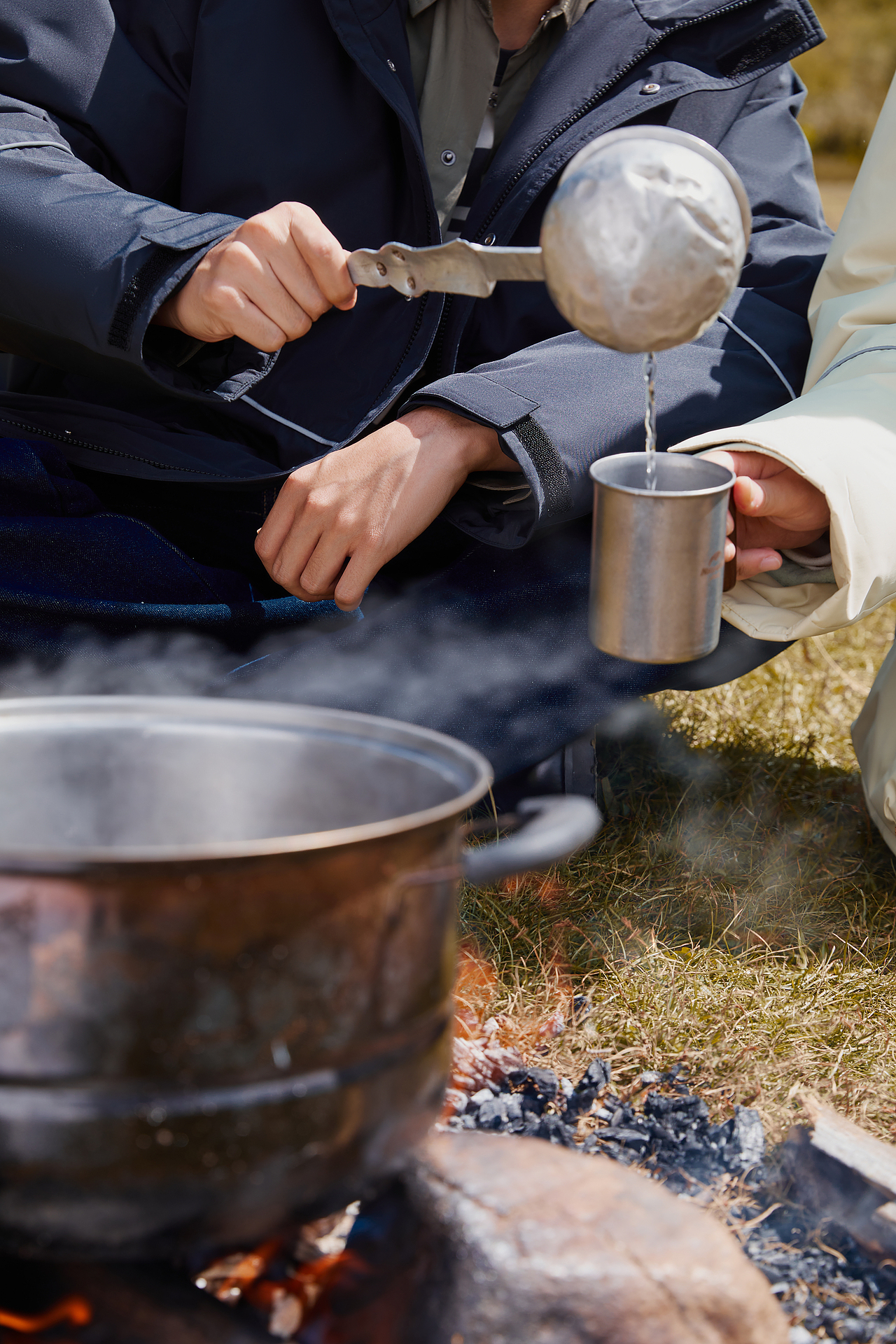 冬装户外人像后期（图ZMzMxOTMwNjYw） - 修图/后期 - 站酷设计师Z87283062朵拉原创素材 - 站酷ZCOOL