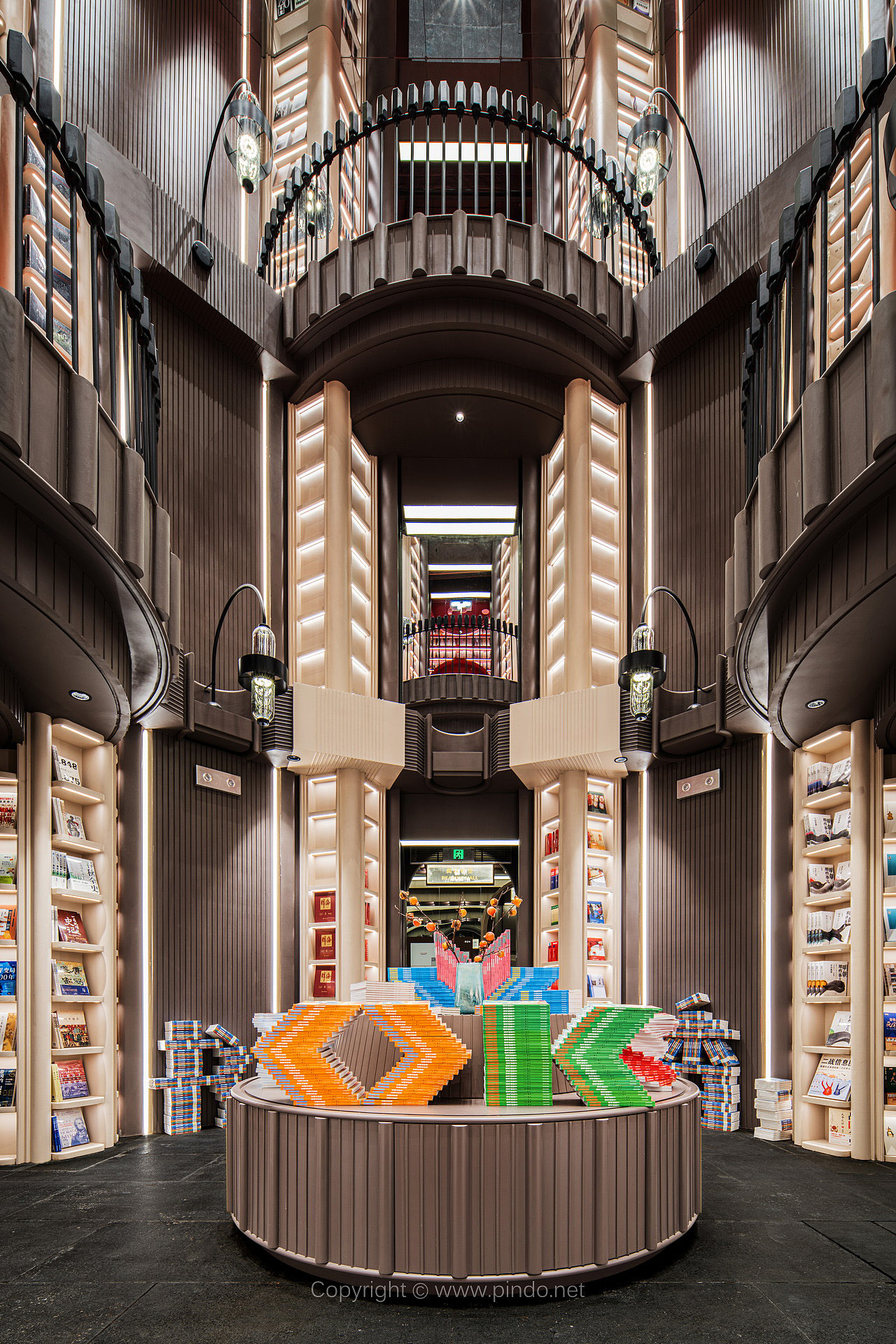 建筑摄影 | 钟书阁淄博店（图ZMzE4MDA2MDg4） - 环境/建筑摄影 - 站酷设计师建筑摄影师于健原创素材 - 站酷ZCOOL