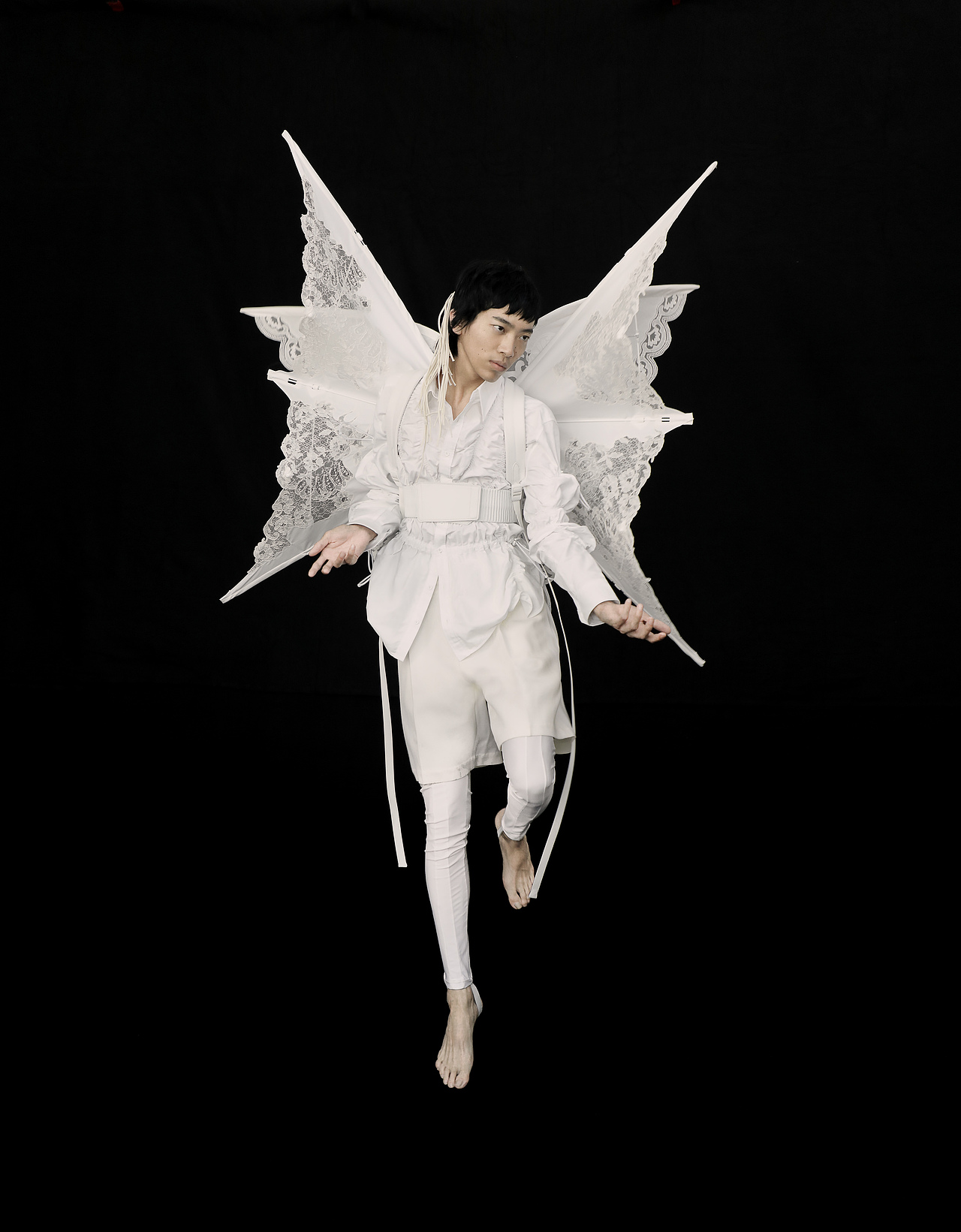 《服饰与美容VOGUE》十月刊创作大片（图ZMzE3MjE0MzY4） - 人像摄影 - 站酷设计师摄影师刘杨原创素材 - 站酷ZCOOL
